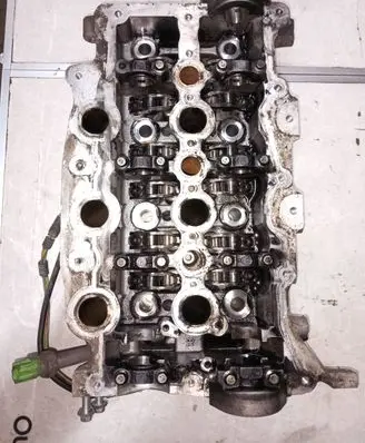 Land Rover Range Rover Sport L320 Engine head 4R8Q6C064