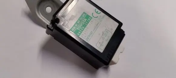 Lexus GS 300 350 430 450H Door control unit/module 8974030100 2513003381