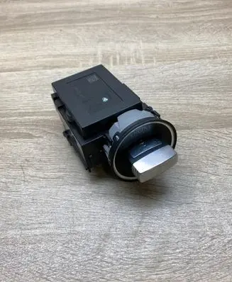 Volkswagen PASSAT B7 Ignition key card reader 3C0905843T