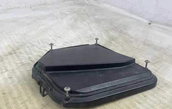 BMW 5 F10 F11 Fuse box cover 7555151 58650910