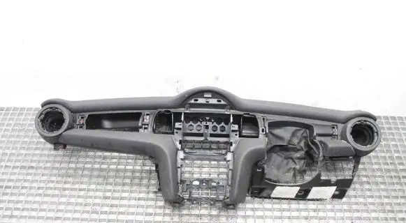 Mini One - Cooper F56 F55 Dashboard 4223653G