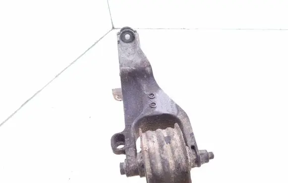 Volkswagen Transporter - Caravelle T5 Engine mounting bracket 7H0199343
