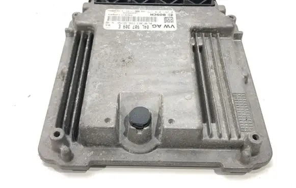 Skoda Rapid (NH) Engine control unit/module ECU 04L907309E