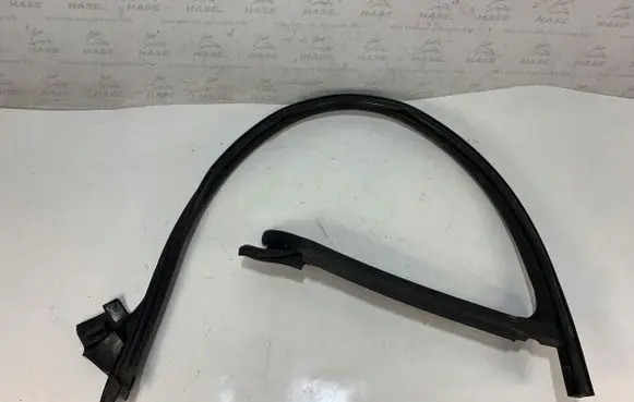 Mercedes-Benz CLS C219 Front door rubber seal A2197200154
