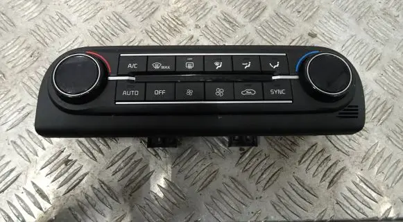 KIA Xceed Climate control unit 97250-J7210