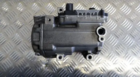 Lexus GS 300 350 430 450H Air conditioning (A/C) compressor (pump) 8837030020