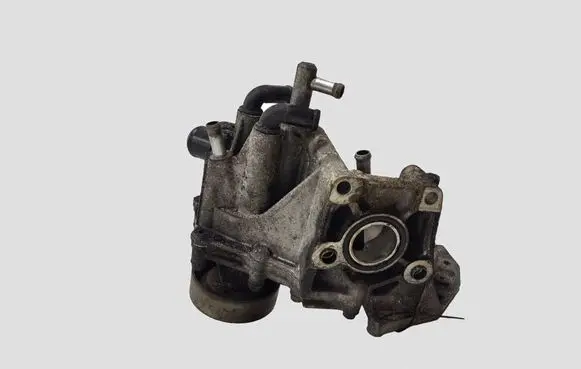Mazda 6 Water pump R2AA15176