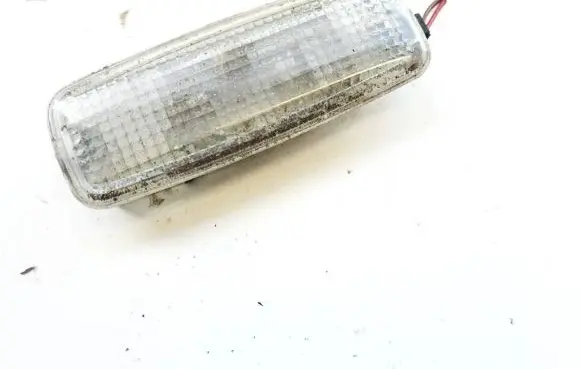 Audi A6 S6 C5 4B Other interior light 8l0947105a