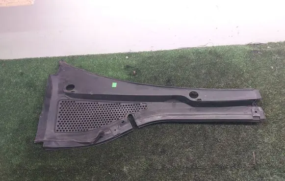 Volkswagen Golf VII Wiper trim 5G1819403A