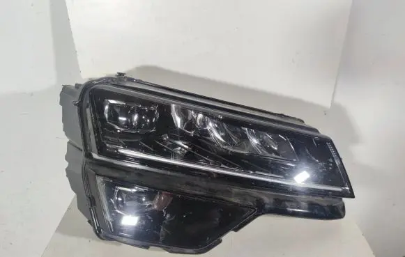 Skoda Karoq Headlight/headlamp 57B941016F