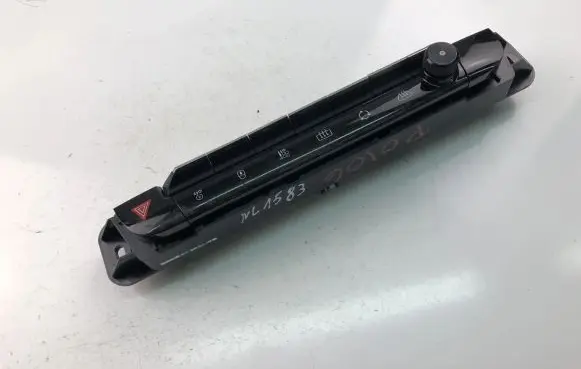 Citroen C5 Climate control unit 9828018177