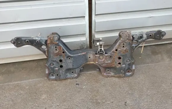 Opel Corsa D Front subframe