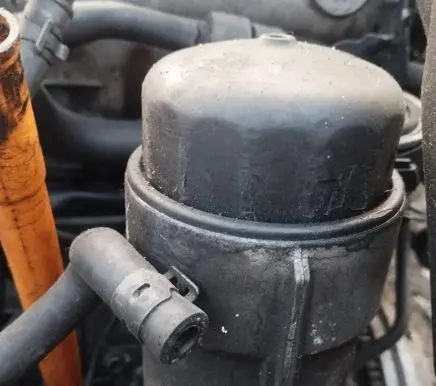 Audi A4 S4 B5 8D Oil filter cover 