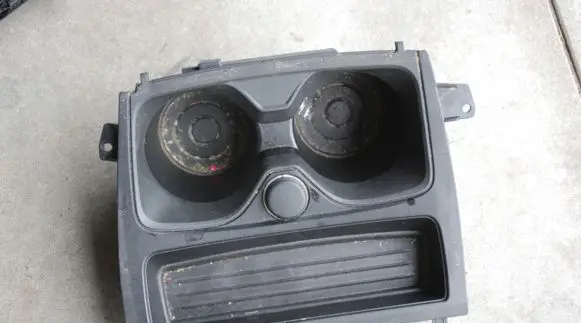 BMW 1 F20 F21 Cup holder front 0000000000zz1
