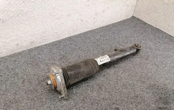 BMW X5 E70 Rear shock absorber with coil spring 6781931 33526781931