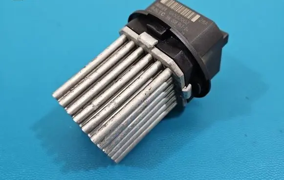 Mercedes-Benz Sprinter W906 Heater blower motor/fan resistor 5HL00894104 IMPRK1571798