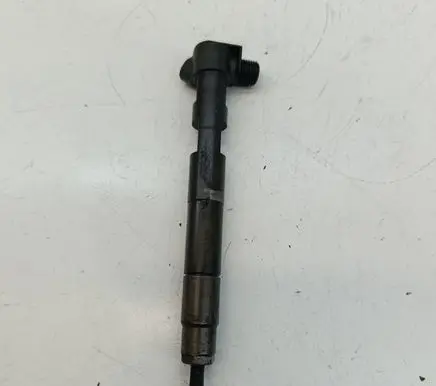 Mercedes-Benz C W204 Fuel injector A6510700587
