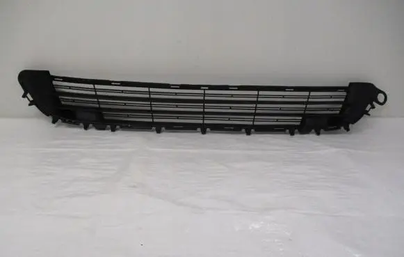 Peugeot 5008 Front bumper lower grill 9805499280