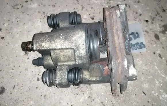 Jeep Cherokee Rear brake caliper