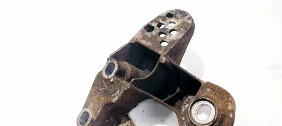 Audi A4 S4 B5 8D Engine mounting bracket 4B0199351