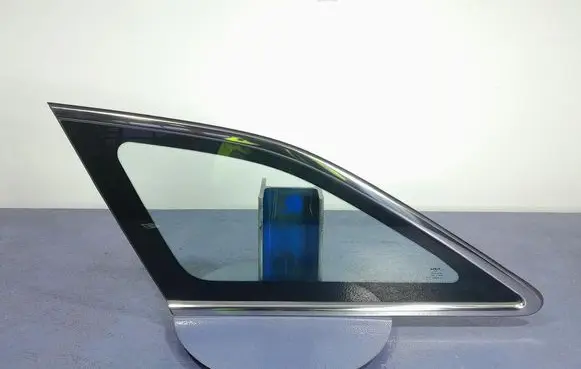 Galloper Exceed Rear side window 87810J7600