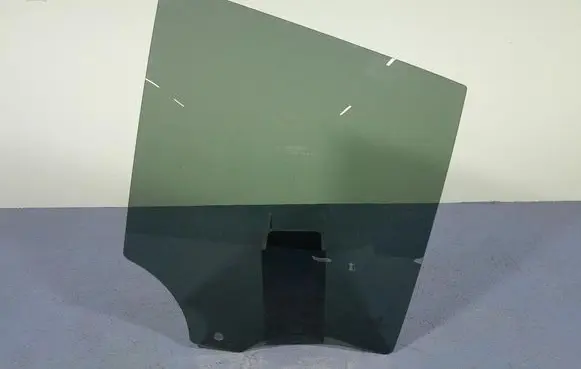 BMW X3 E83 Rear door window glass