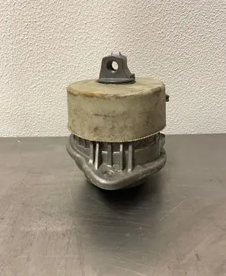 Mercedes-Benz S W222 Engine mount vacuum valve 2222405017