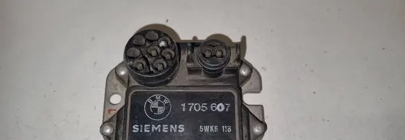 BMW 3 E30 Ignition amplifier control unit 1705607 5WK6118