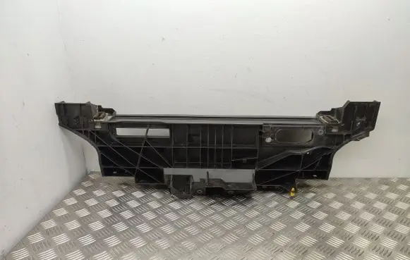 Top upper radiator support slam panel