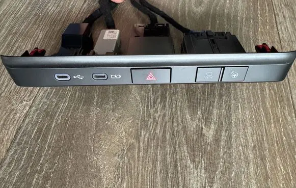 Lexus LBX USB socket connector 8553248030 8619046010