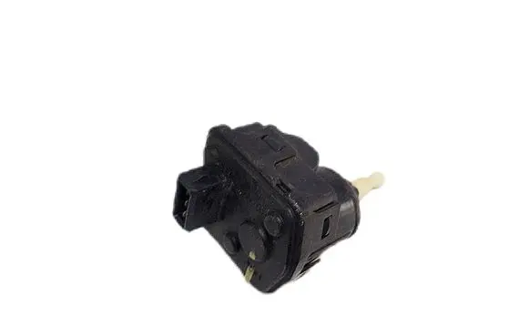 Headlight level adjustment motor