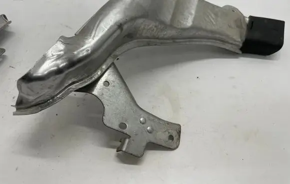 Mini Cooper Countryman F60 Other engine bay part 8617349