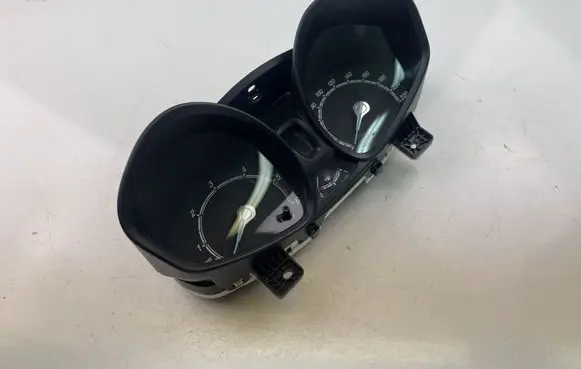 Ford Fiesta Speedometer (instrument cluster) C1BT10849CAT