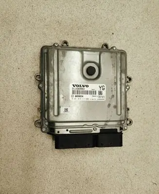 Volvo V60 Engine control unit/module 31336983 0281018414
