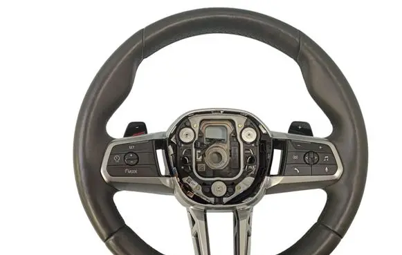 BMW X2 U10 Steering wheel 32305A8A8F7 5A8A8F7