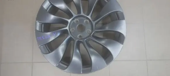 Tesla Model Y R21 alloy rim 118822600C