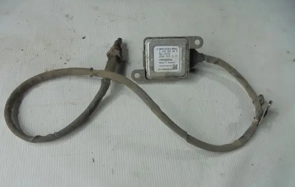 Mercedes-Benz Vito Viano W447 Lambda probe sensor A0009058611