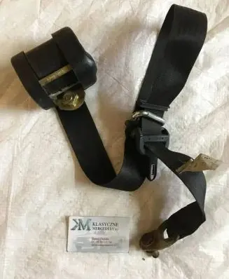Mercedes-Benz W123 Front seatbelt 1238604886