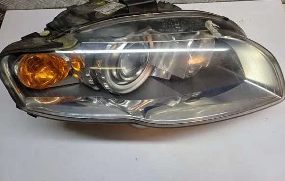 Audi A4 S4 B7 8E 8H Headlight/headlamp 8E0941004AM 0301219272 18021804