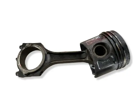 Ford Transit Piston with connecting rod H268X