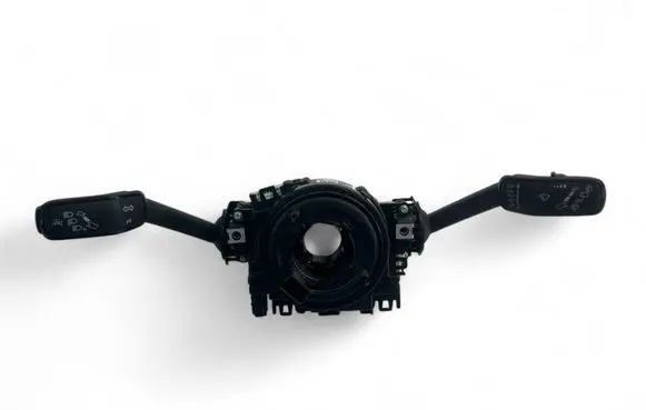 Volkswagen PASSAT B8 Indicator stalk 5Q0953521R 5Q0953569A