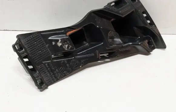 Skoda Fabia Mk3 (NJ) Front bumper mounting bracket 6V0807723 3200001 28542300100