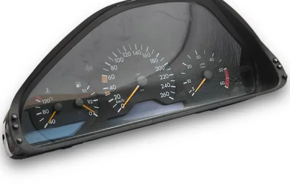 Mercedes-Benz E W210 Speedometer (instrument cluster) A2105409647