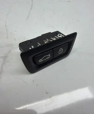 BMW 5 F10 F11 Tailgate/boot open switch button 9162645 549583011