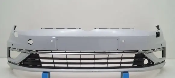 Volkswagen Golf VII Front bumper