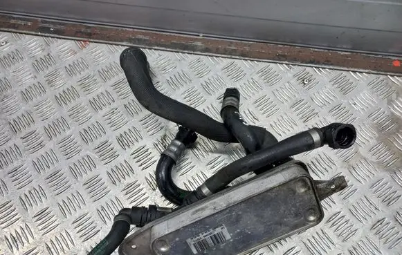 BMW 7 F01 F02 F03 F04 Gearbox / Transmission oil cooler 7597890 17217597890