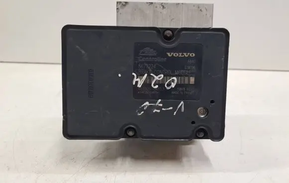 Volvo V70 ABS Pump 8671224 P08671223 10020403684