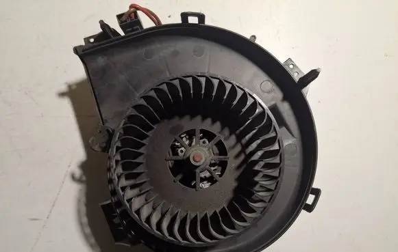 Heater fan/blower