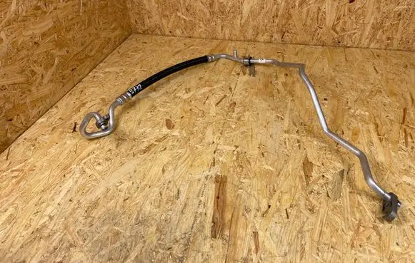 Mazda CX-30 Air conditioning (A/C) pipe/hose