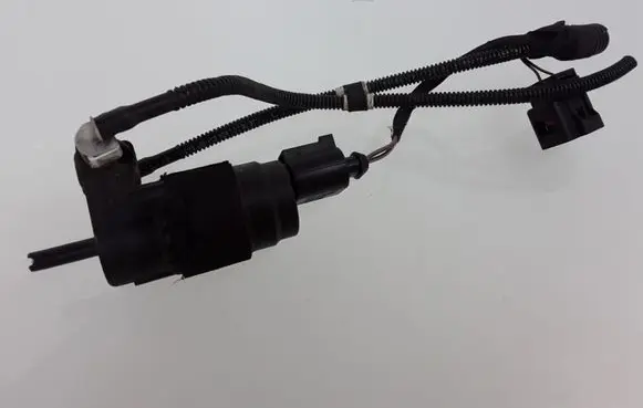 Audi Q5 SQ5 Window washer relay 8K9955647